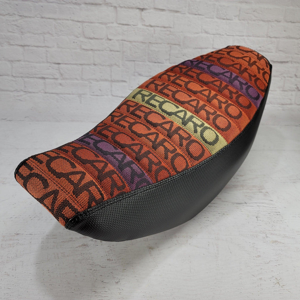 Honda Navi Sunrise RECARO tuck-and-roll seat cover