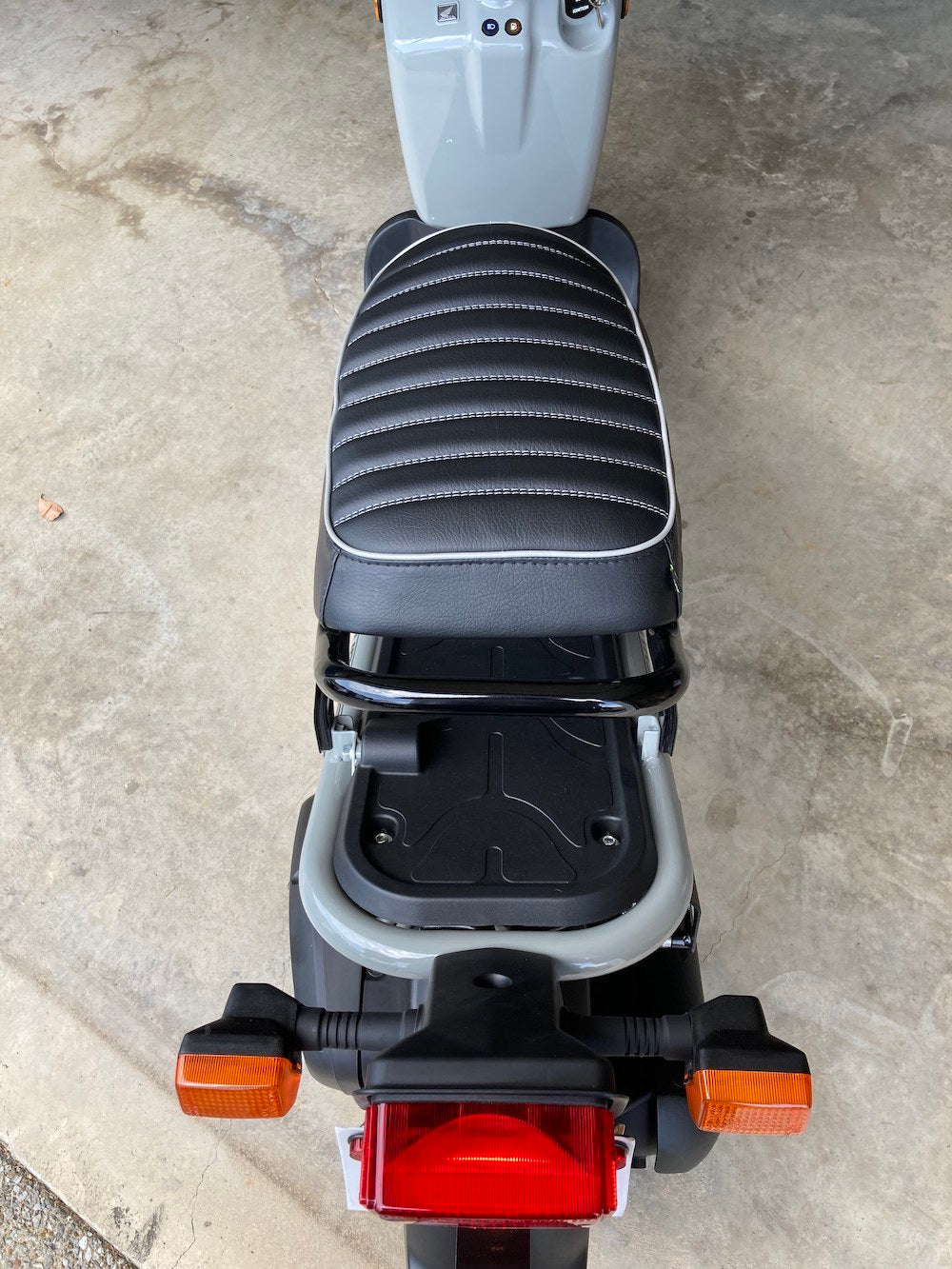 Honda Ruckus Padded Black Tuck and Roll Seat Cover - Made to Order