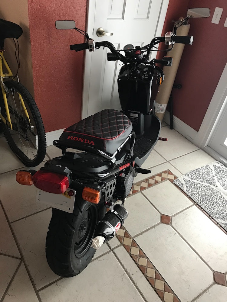 Honda Ruckus diamond seat cover with half piping