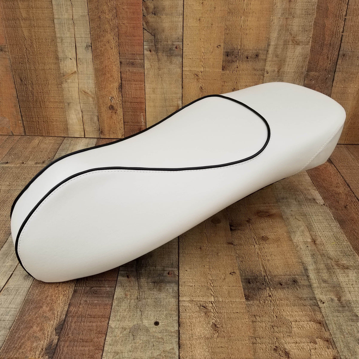 Vespa GTS cream seat cover with piping